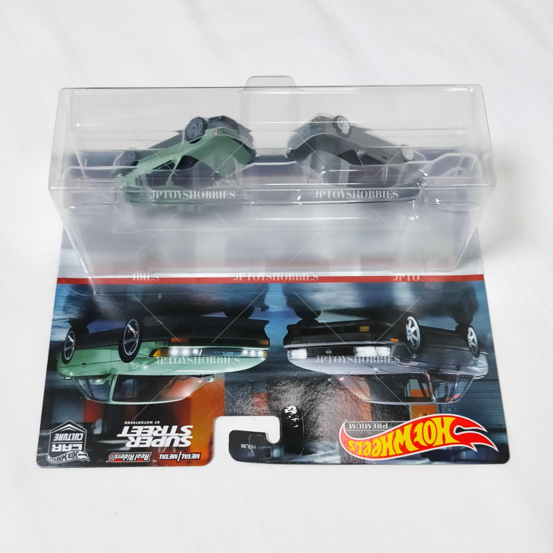 Hot Wheels Premium 2 Pack ’91 NISSAN SENTRA SE-R / SILVIA (S13)