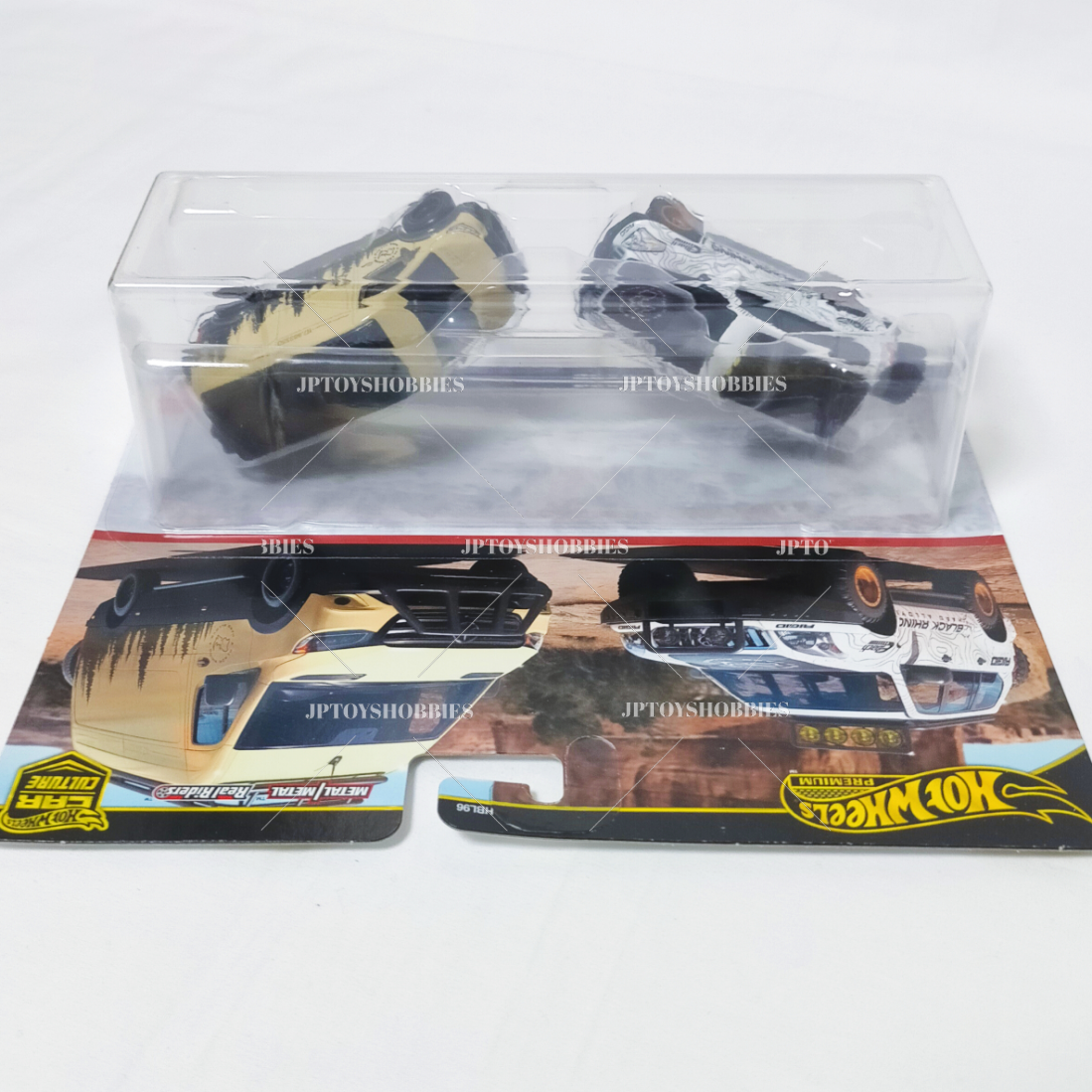 Hot Wheels Premium 2 Pack Mercedes-Benz Sprinter Tourer / '05 Toyota Land Cruiser Prado