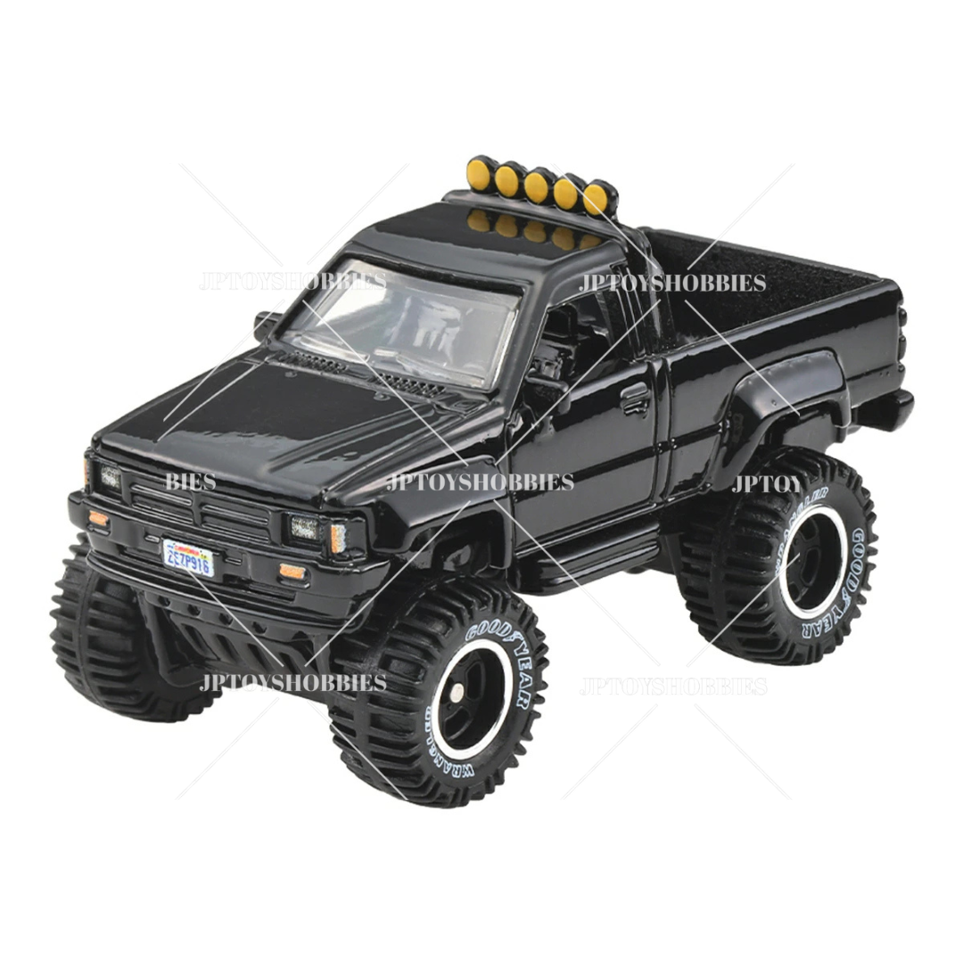 PRE-ORDER Hot Wheels Premium 2 Pack Back to the Future Time Machine / 1987 Toyota Pickup Truck【H2P036】