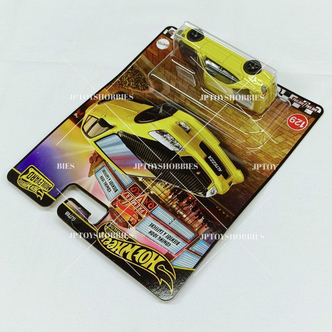 Hot Wheels JBL23 Boulevard '98 Toyota Alteza Amarillo, Mini Coche A Escala 1:64 Con Ruedas Real Riders, Para Coleccionistas Y Niños +3 Años Hot Wheels Toyota Altezza Hot Wheels JBL23 Boulevard '98 Toyota Alteza Amarillo, Mini Coche A Escala 1:64 Con Ruedas Real Riders, Para Coleccionistas Y Niños +3 Años Hot Wheels Toyota Altezza
